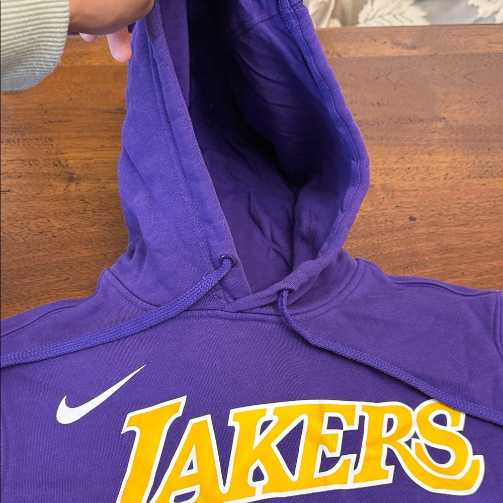 Purple Lakers Hoodie Nike #2 on Back BALL Sweater Hoodie Size Small NBA - Picture 6 of 16